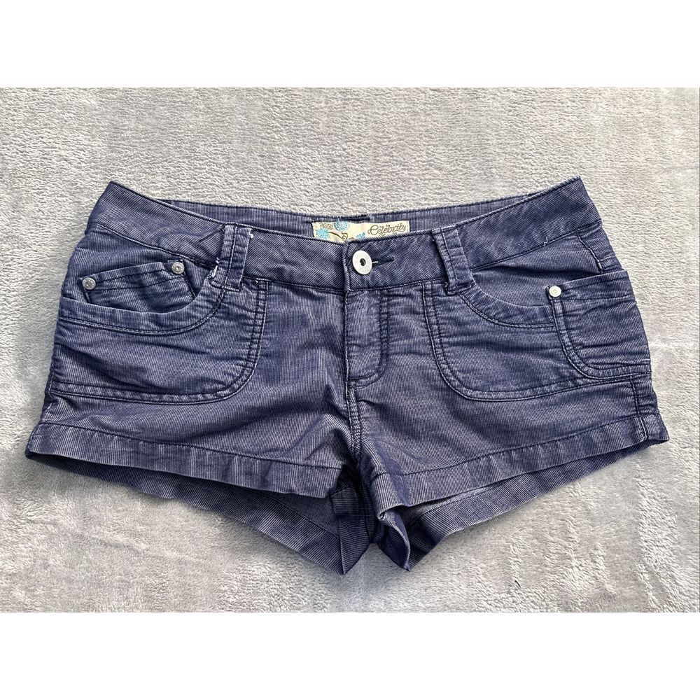 Chic Denim Women's Shorts - Blue